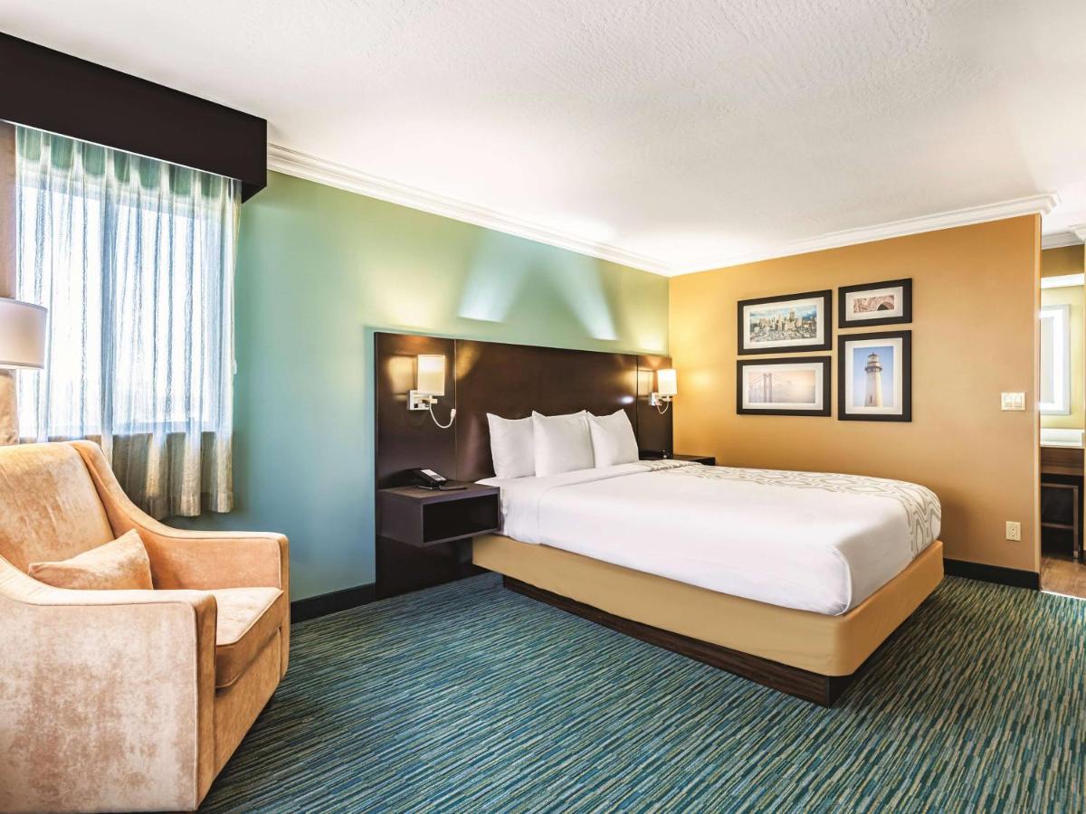 King Room Non-Smoking at La Quinta Inn & Suites by Wyndham San Francisco Airport West