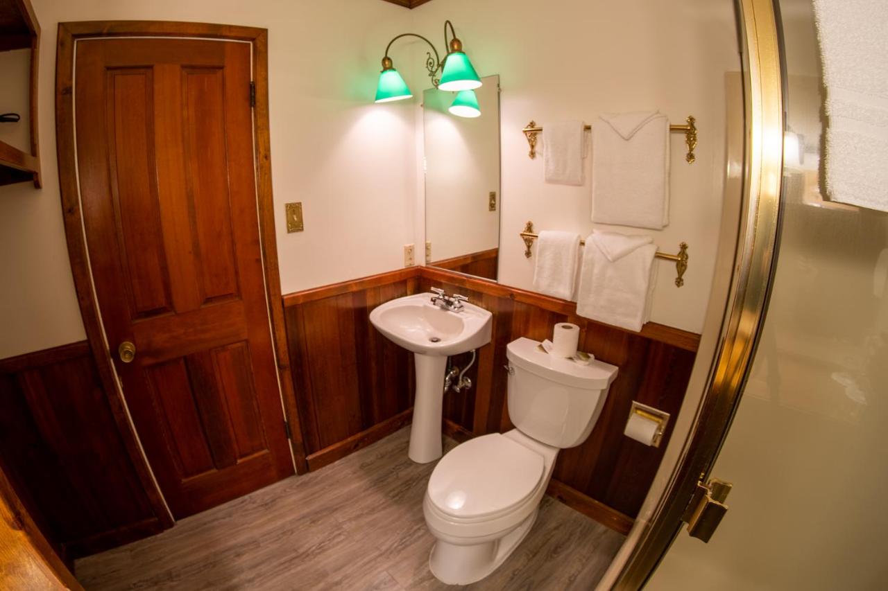 | Narrow Gauge Inn