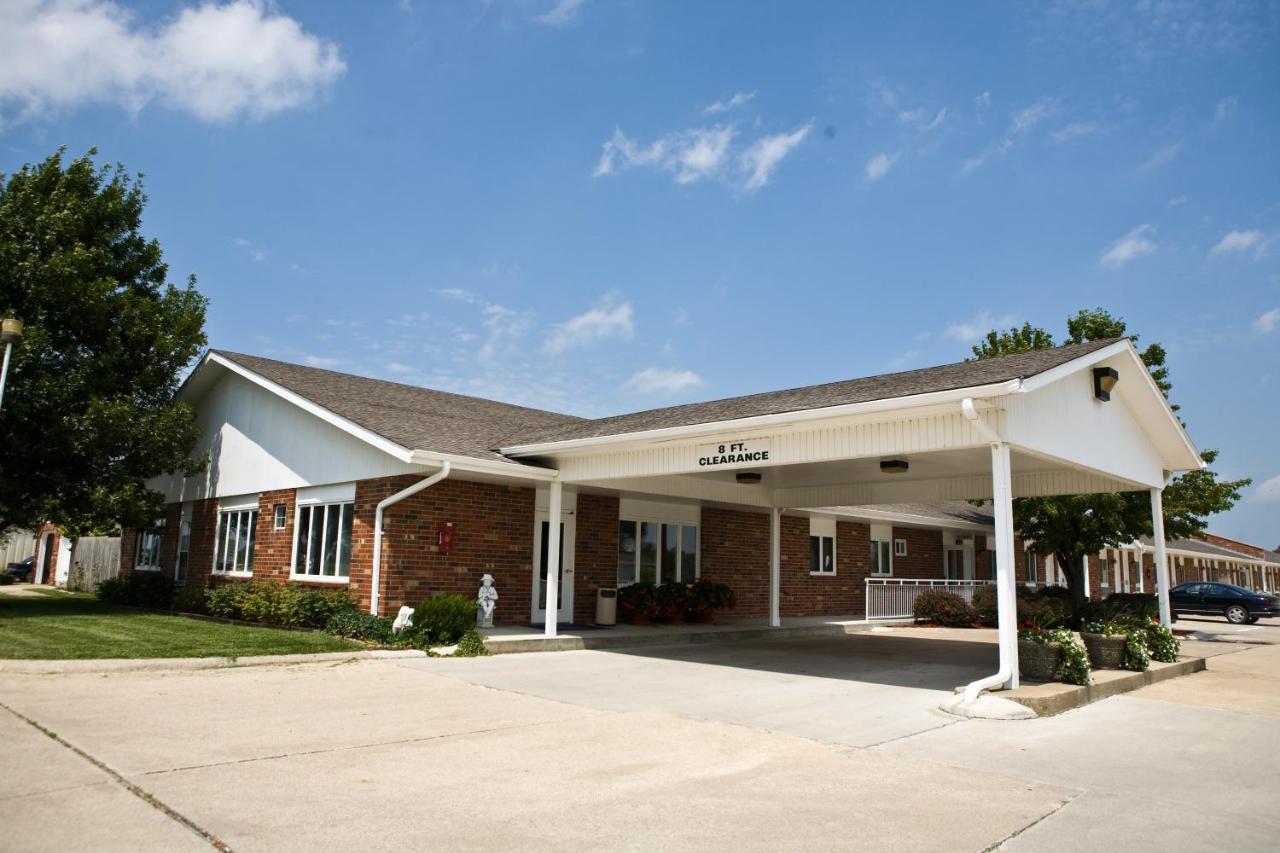 | SureStay Hotel by Best Western Cameron