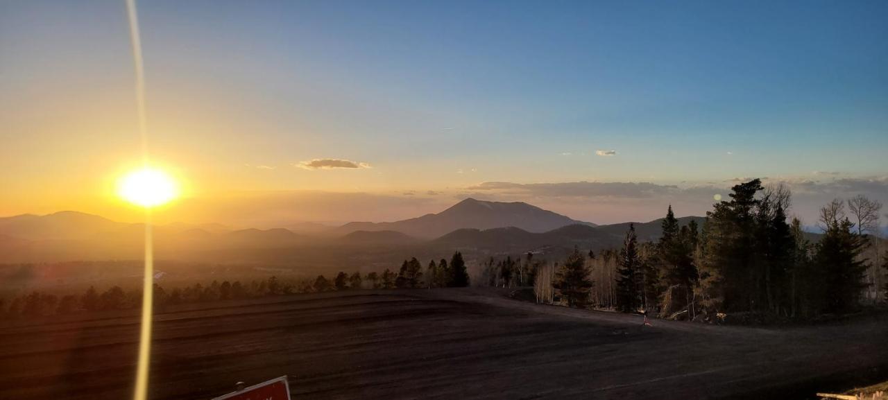  | CASTLE ROCK