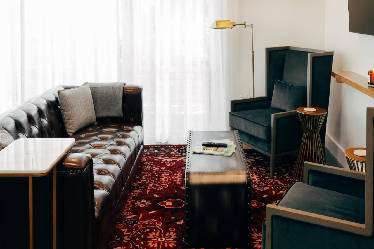 Suite with Balcony at Colton House Hotel