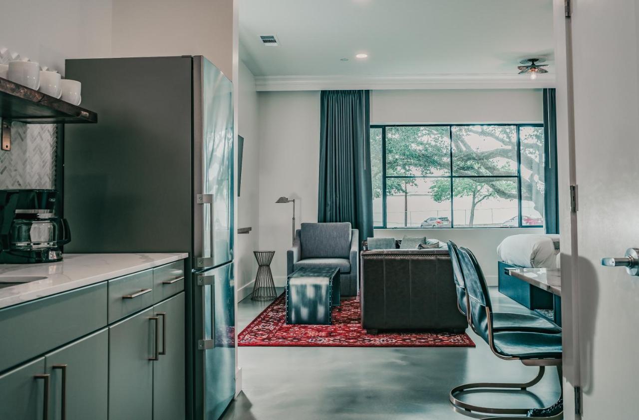 Deluxe Double Studio at Colton House Hotel