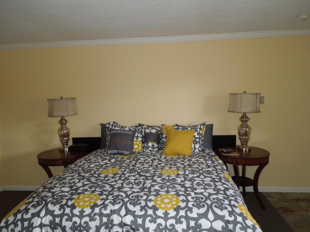 | Tea Garden Lodge