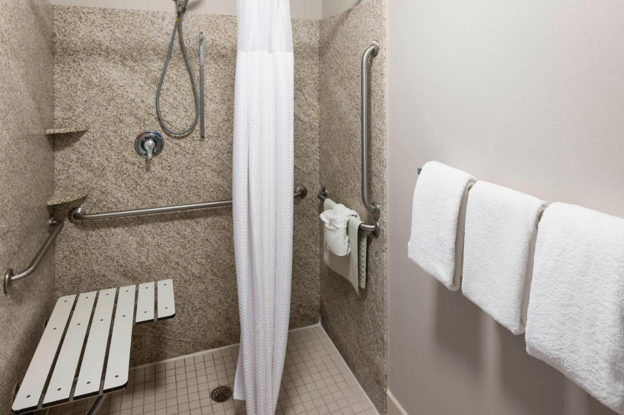 Queen Room with Two Queen Beds at Courtyard by Marriott Brownsville