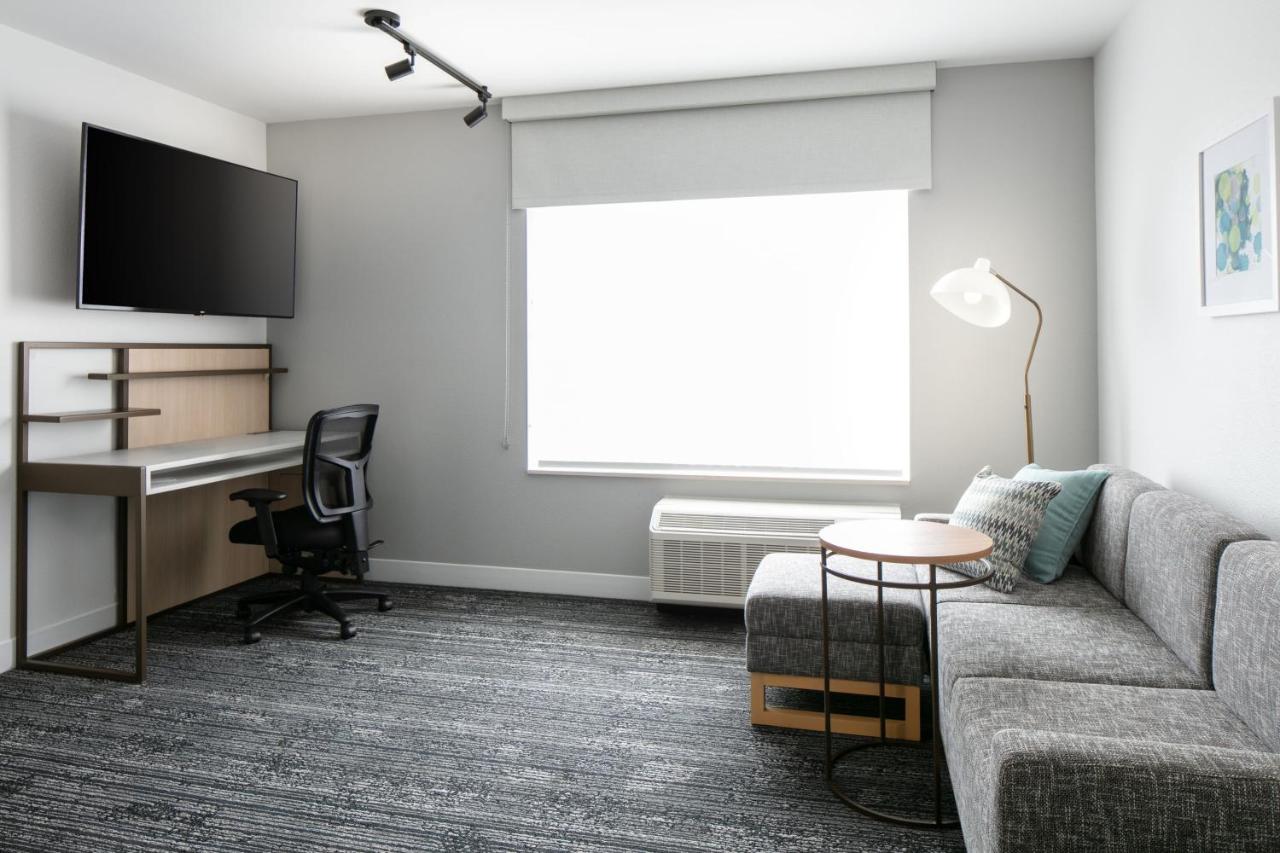 One-Bedroom Suite with Queen Bed and Sofa Bed at TownePlace Suites by Marriott Oshkosh