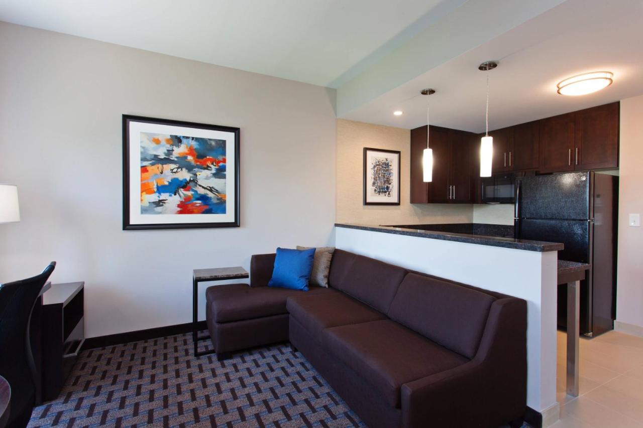 King Studio with Sofa Bed and Balcony at Residence Inn by Marriott Seattle Sea-Tac Airport