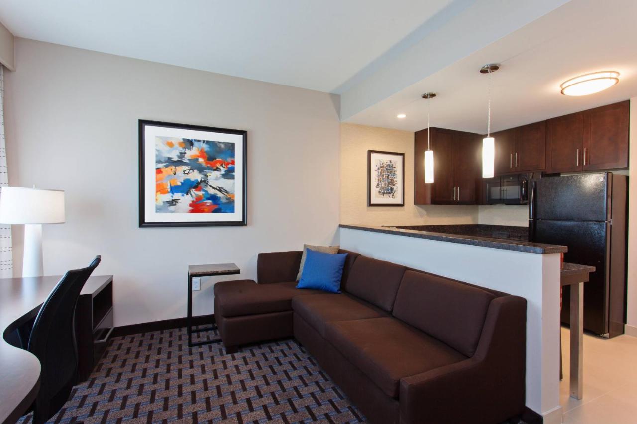 King Studio with Sofa Bed at Residence Inn by Marriott Seattle Sea-Tac Airport