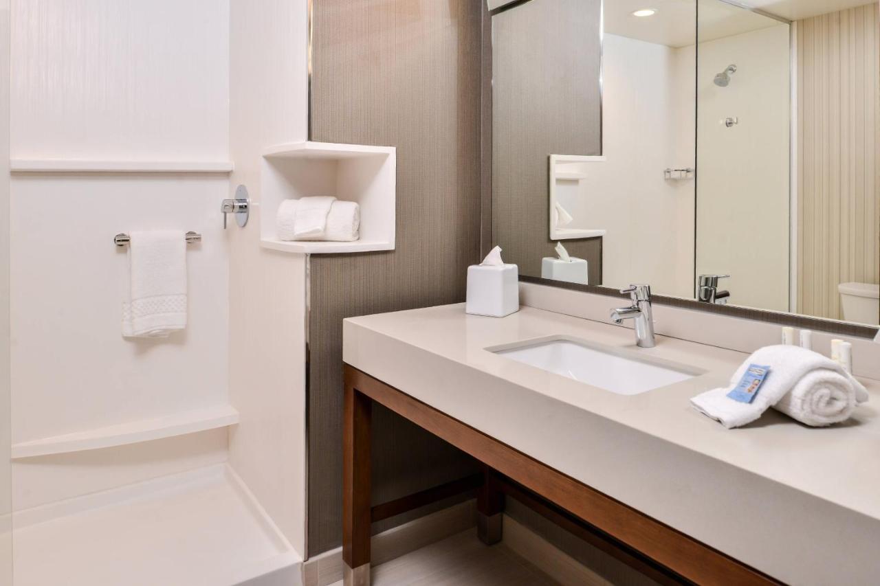 King Room with Sofa Bed - Hearing Accessible at Courtyard by Marriott Charlotte Northlake