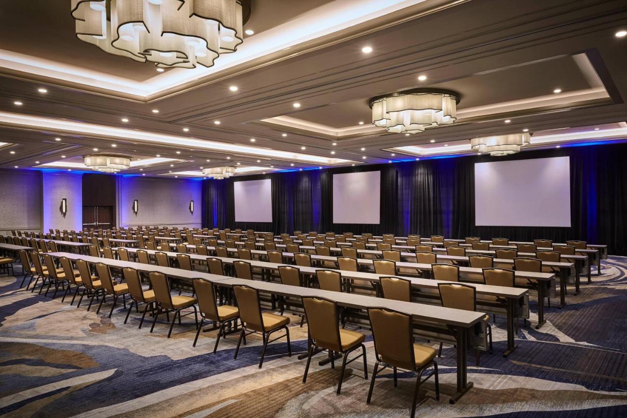 | Marriott Marina del Rey