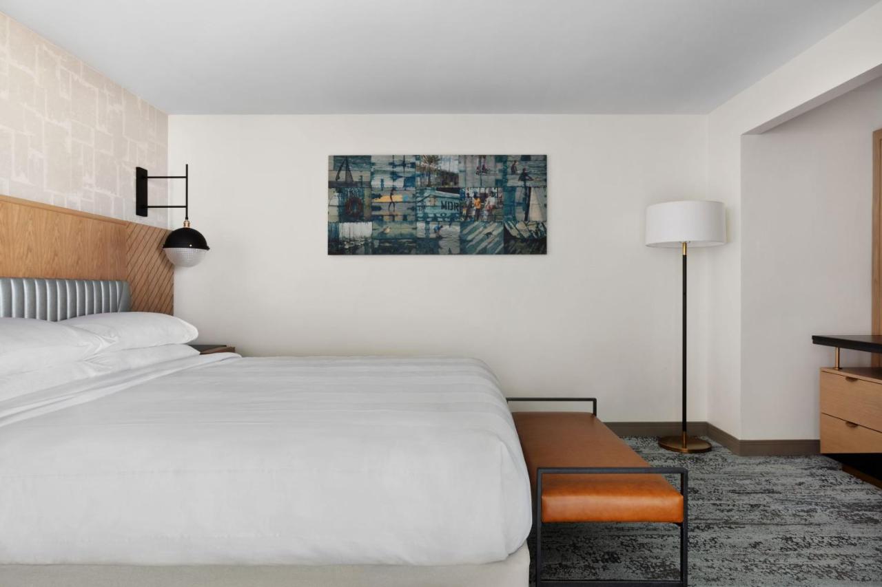 Junior Suite with City View at Marriott Marina del Rey