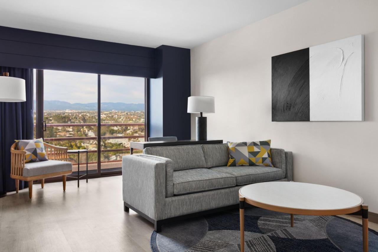 | Marriott Marina del Rey