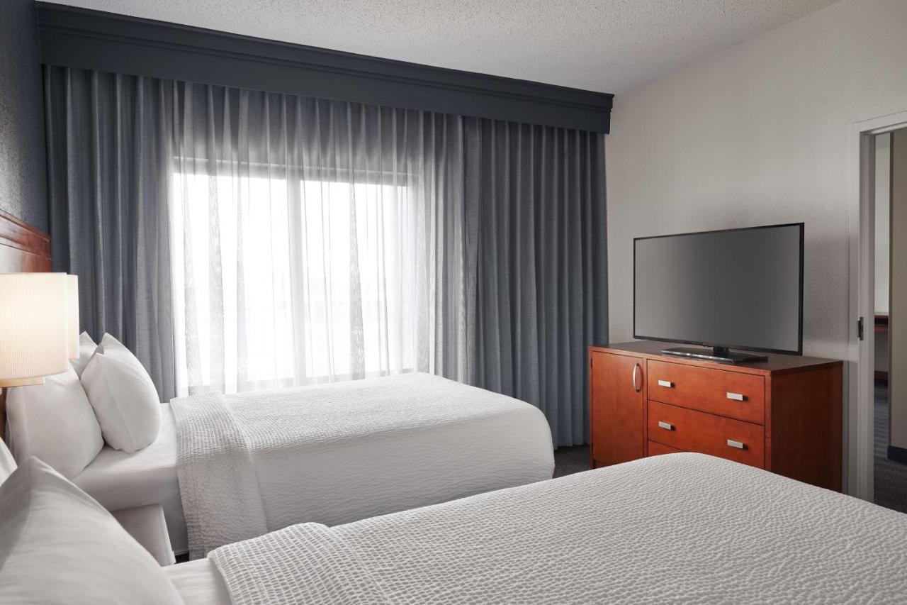 | Courtyard by Marriott St. Louis Downtown West