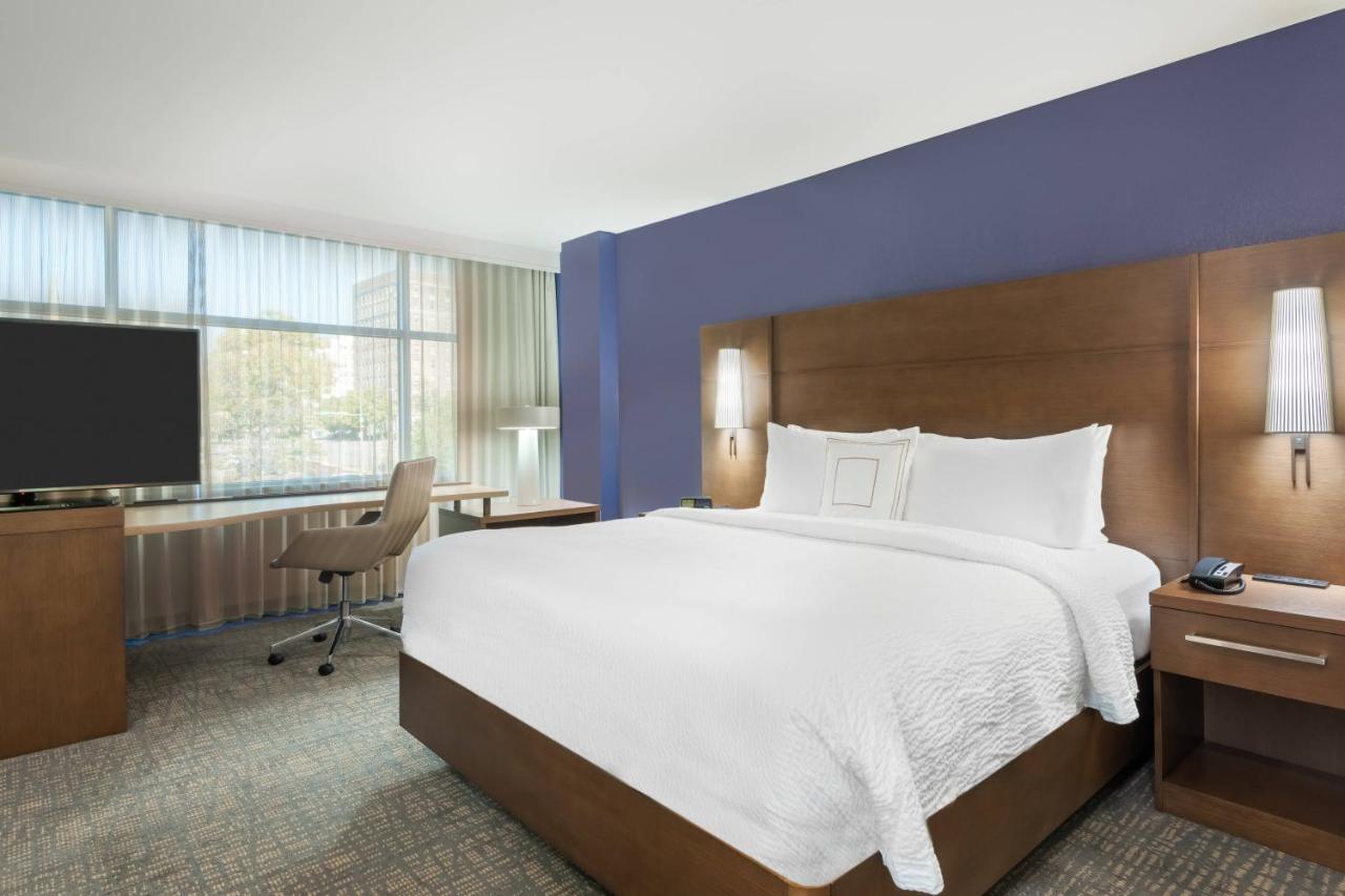 King Studio with Sofa Bed at Residence Inn by Marriott Buffalo Downtown