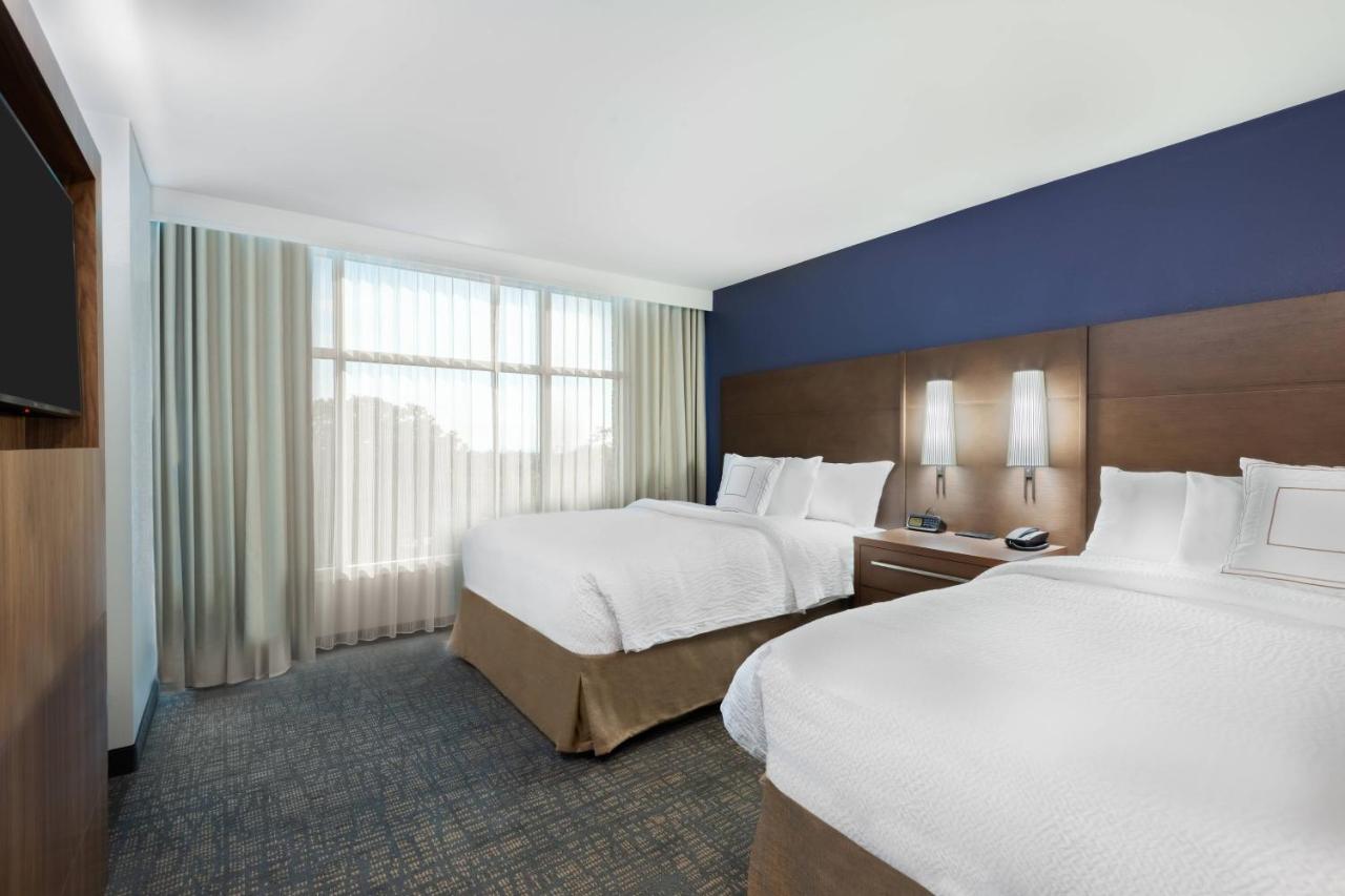 Queen Suite with Two Queen Beds and Sofa Bed at Residence Inn by Marriott Buffalo Downtown