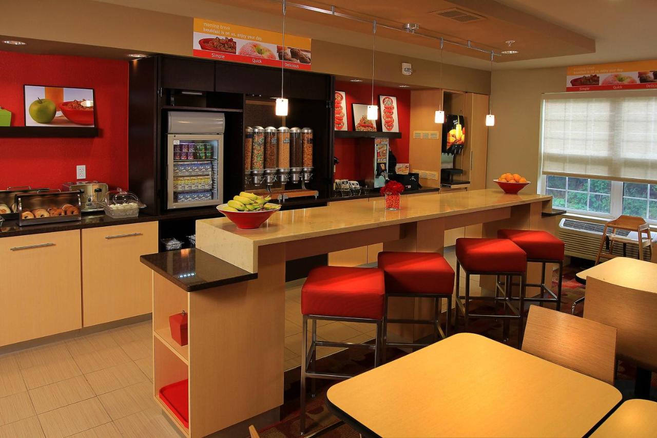 | Towneplace Suites by Marriott East Lansing