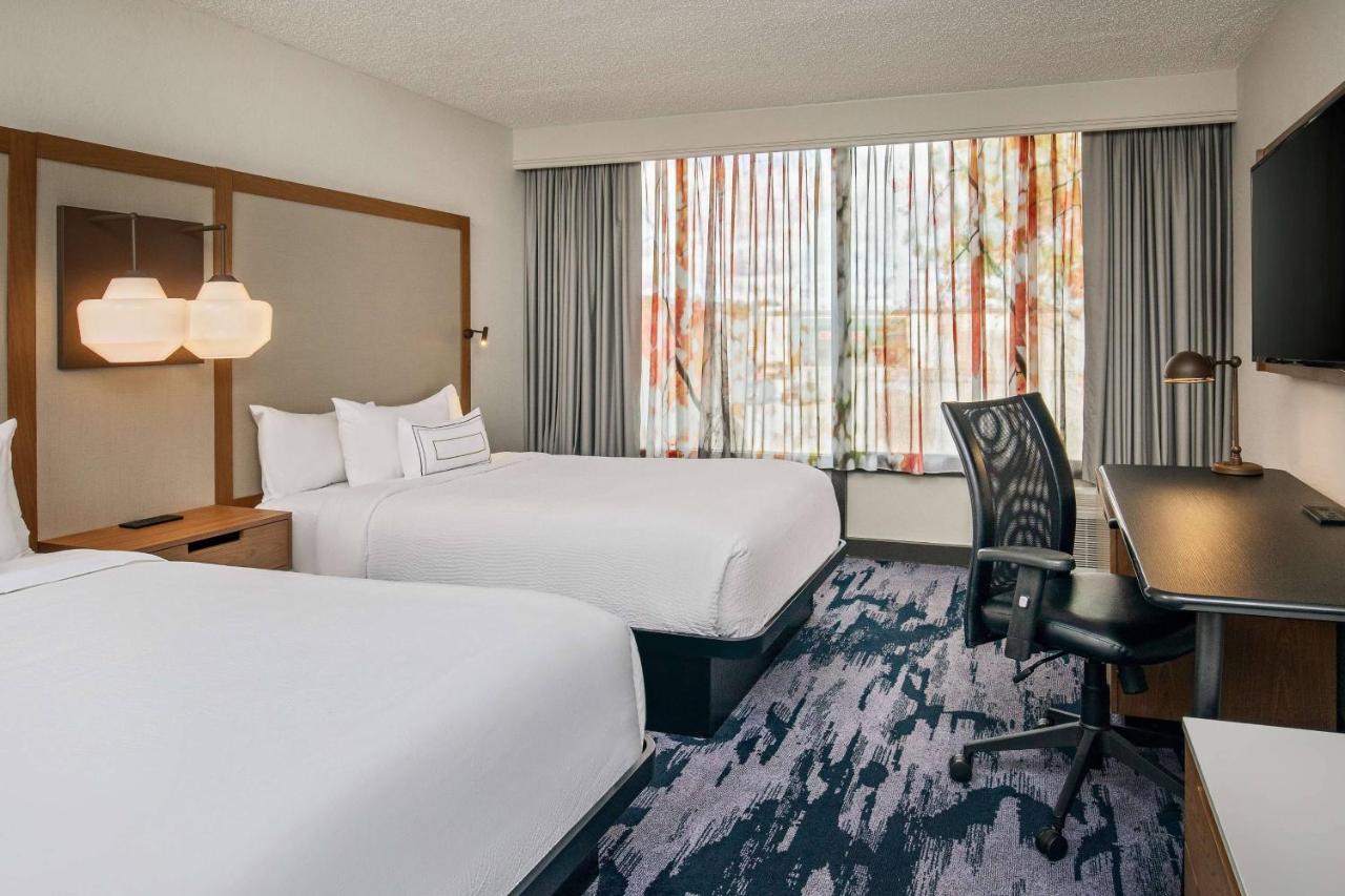 Guest room, 2 Queen at Fairfield Inn By Marriott Bangor