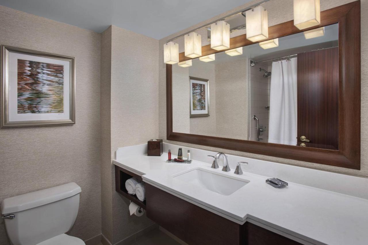 Double Room with 2 Double Beds at Philadelphia Airport Marriott
