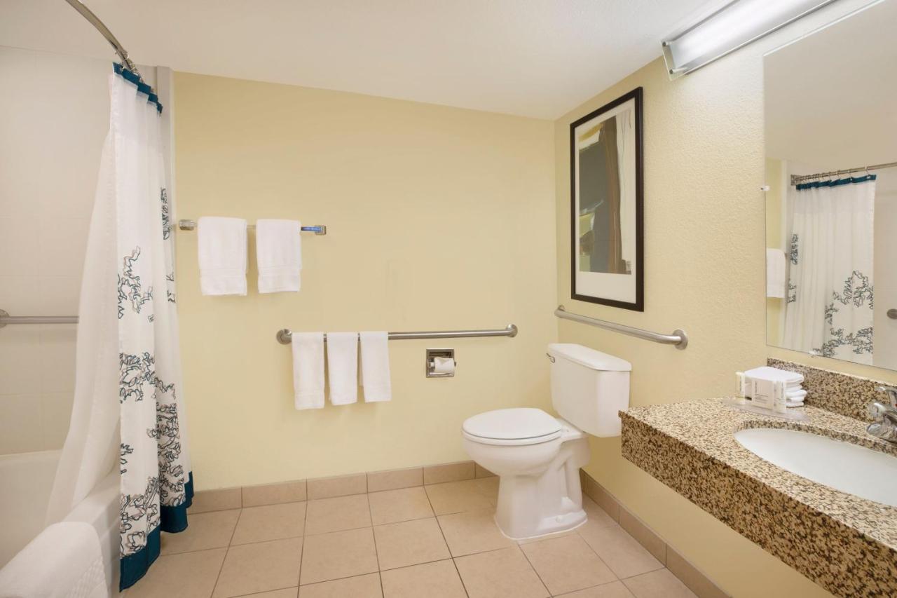 King Studio with Sofa Bed at Residence Inn by Marriott Bakersfield