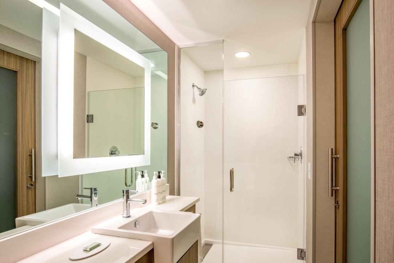 King Suite with Sofa Bed at SpringHill Suites by Marriott Boston Logan Airport Revere Beach
