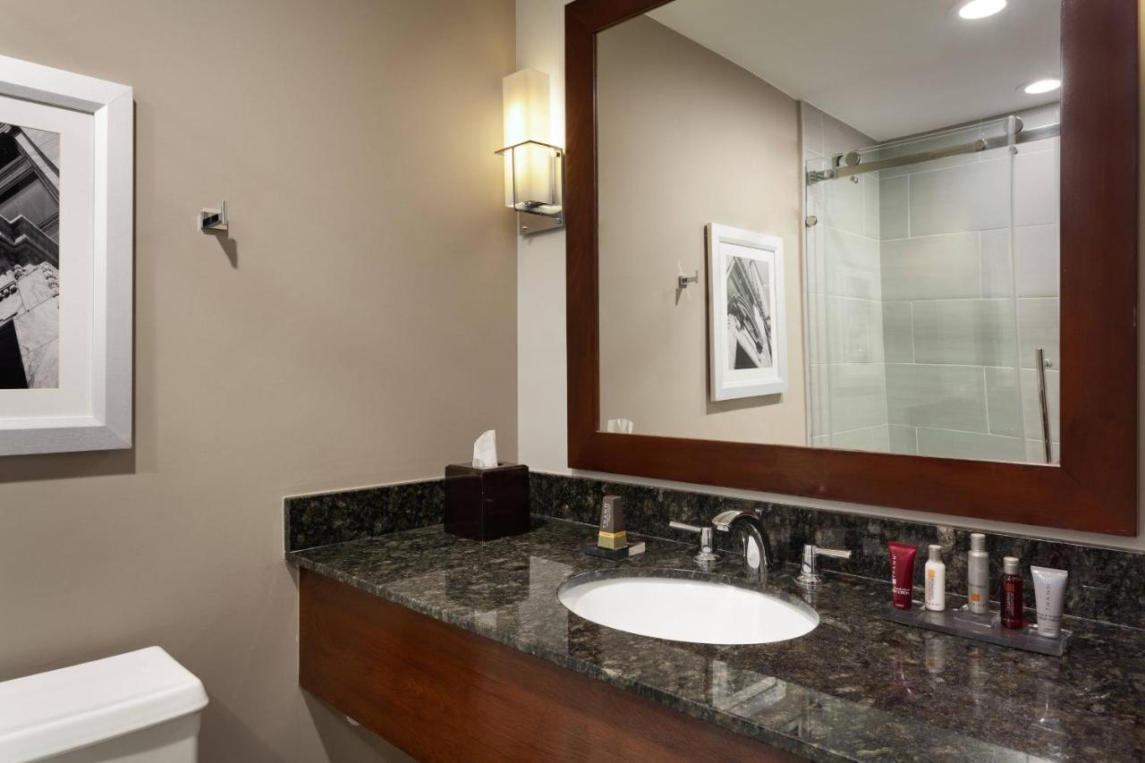 | Marriott Minneapolis Airport
