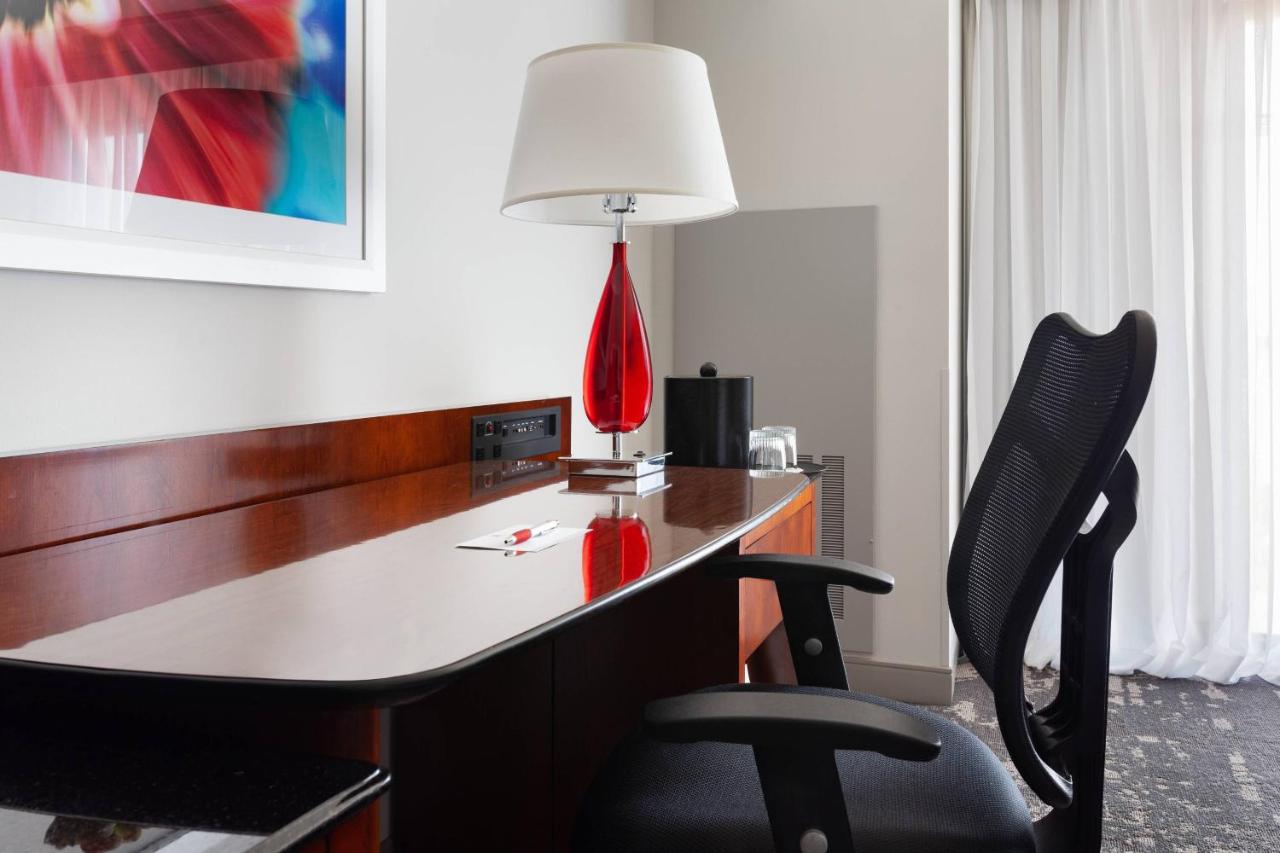 | Marriott Minneapolis Airport