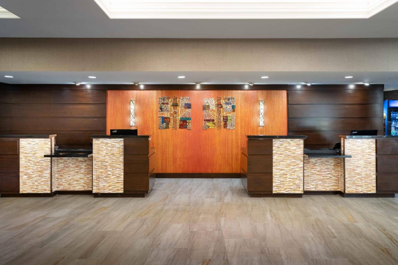 | Marriott Minneapolis Airport