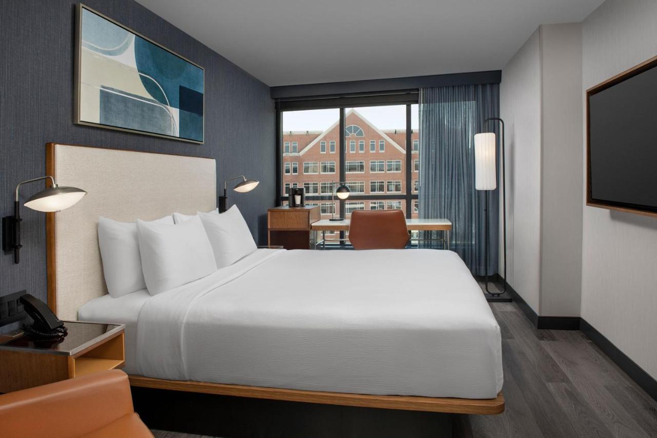 | Courtyard by Marriott Washington, DC Dupont Circle