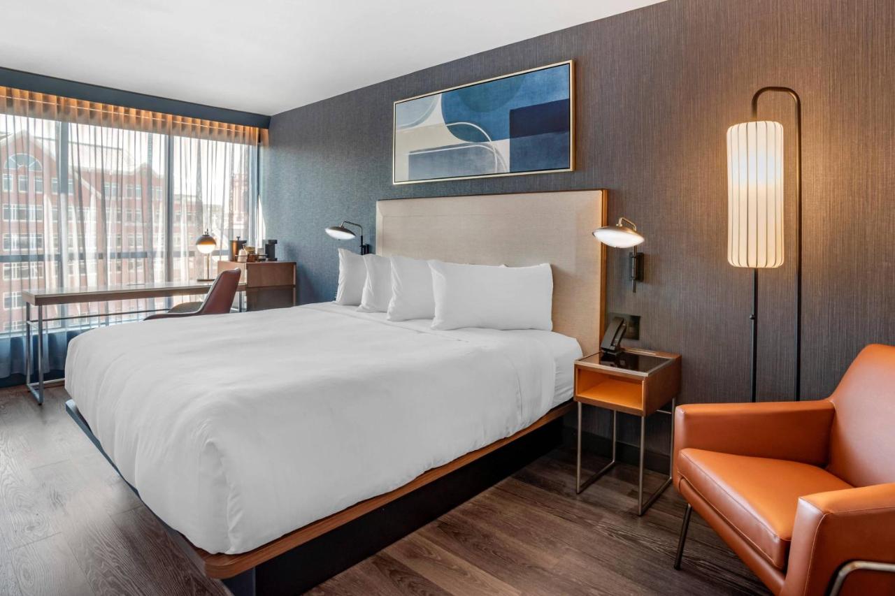 | Courtyard by Marriott Washington, DC Dupont Circle