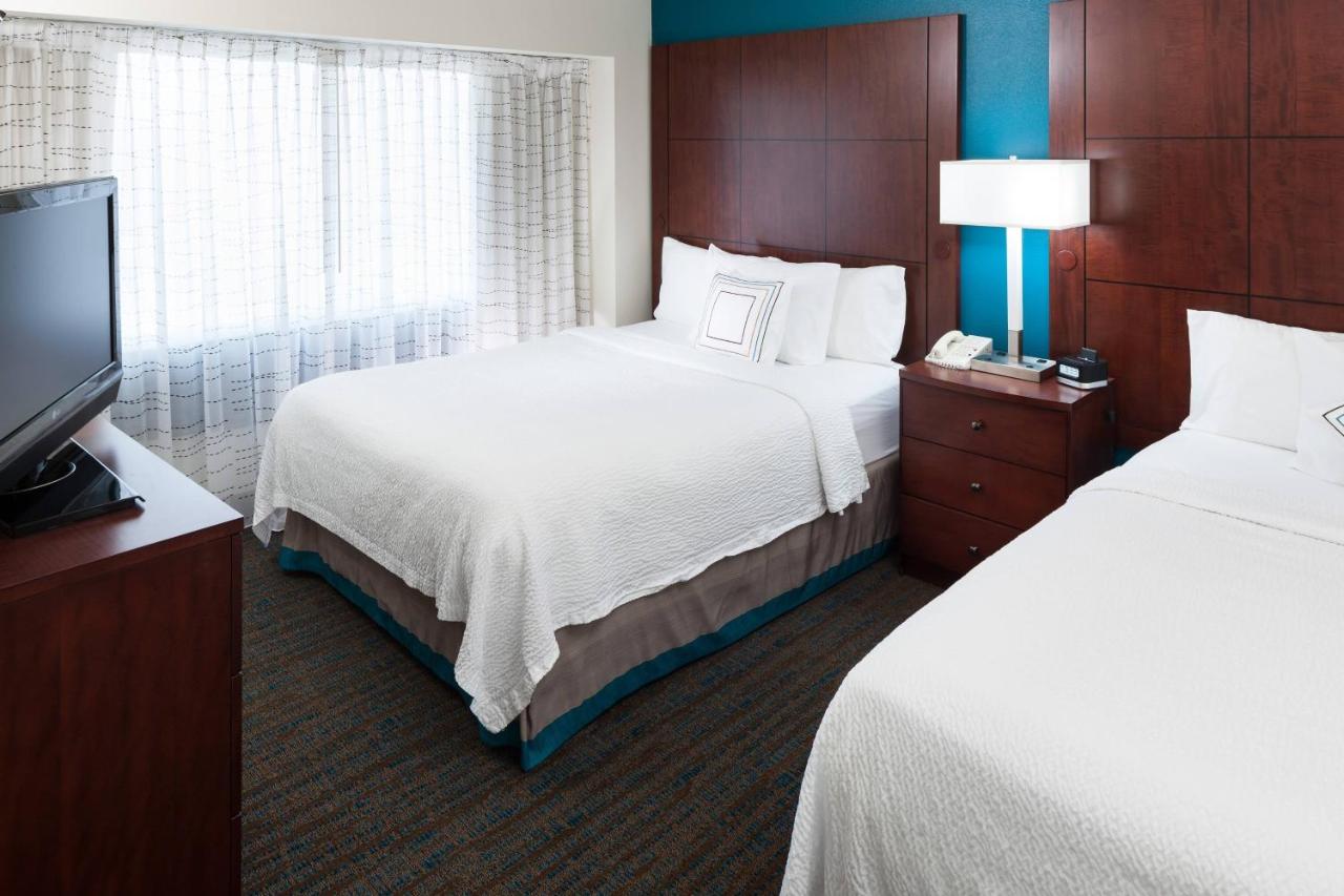Two-Bedroom Suite at Residence Inn by Marriott Seattle Downtown/Lake Union