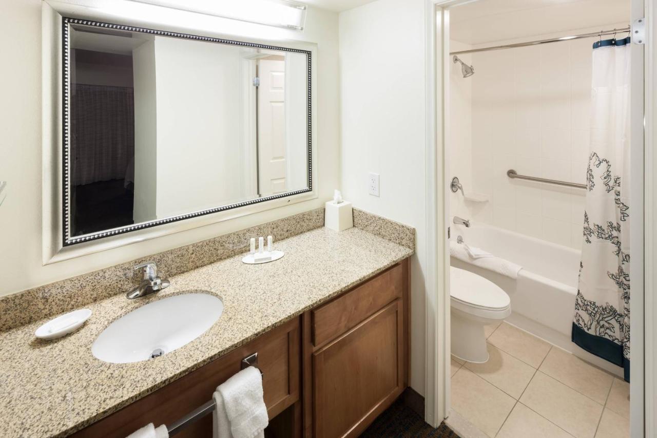 Two-Bedroom Suite at Residence Inn by Marriott Seattle Downtown/Lake Union