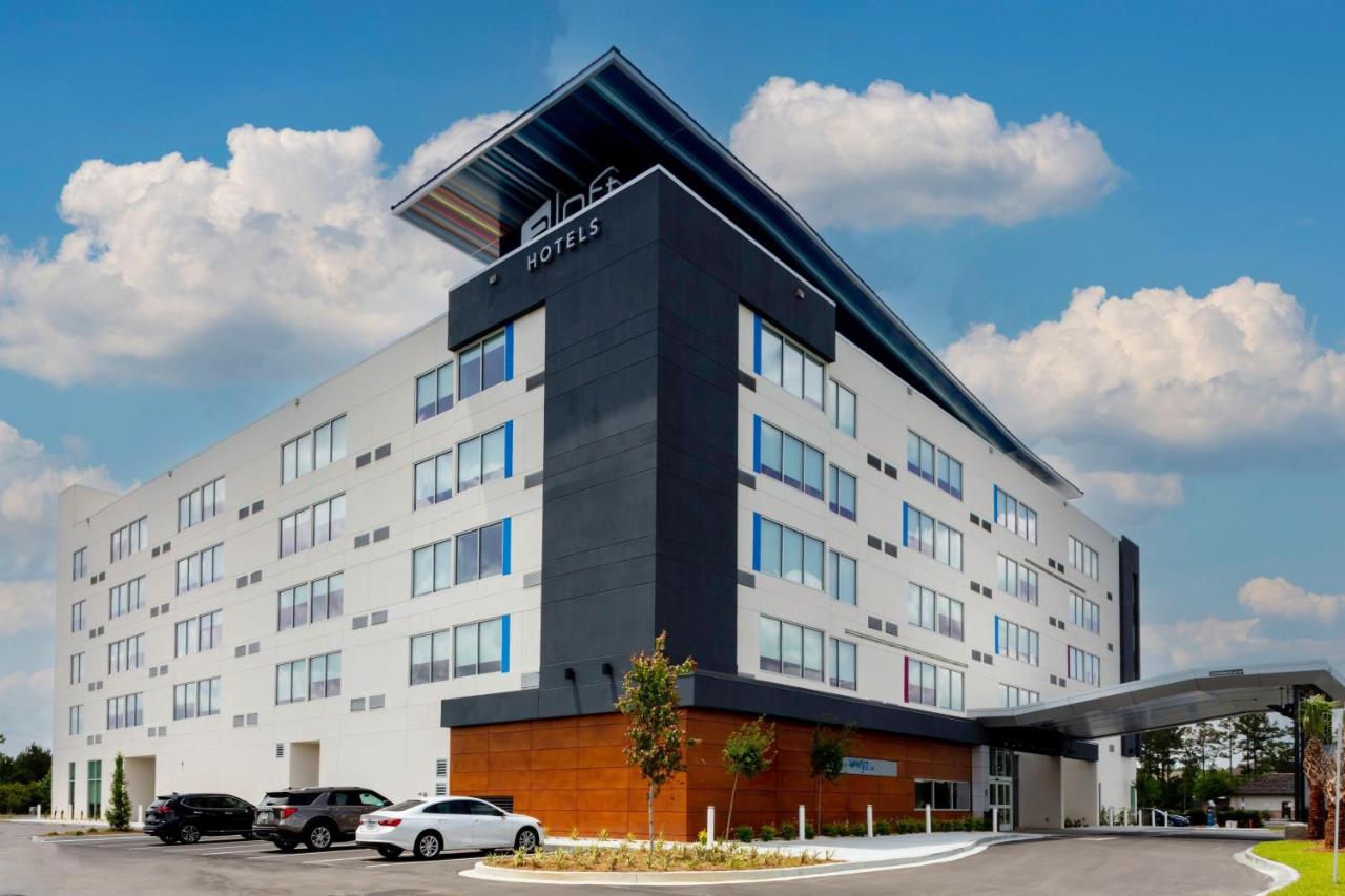 | Aloft Savannah Airport