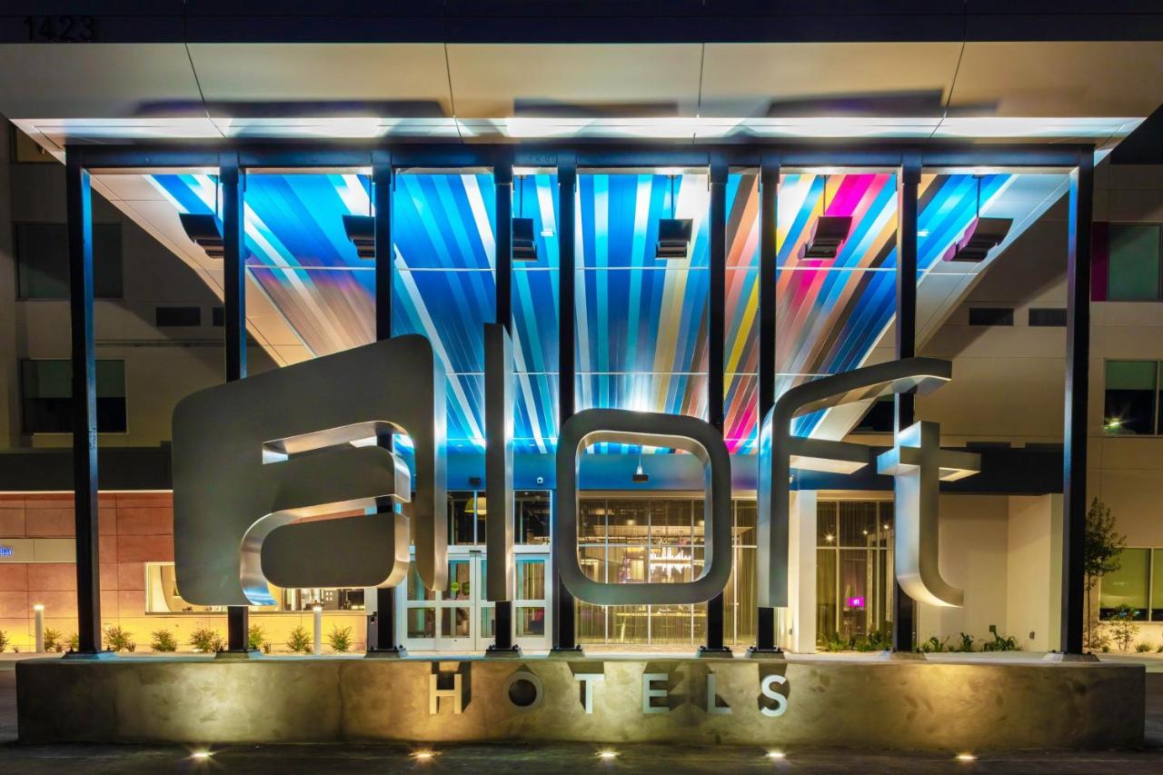 | Aloft Savannah Airport
