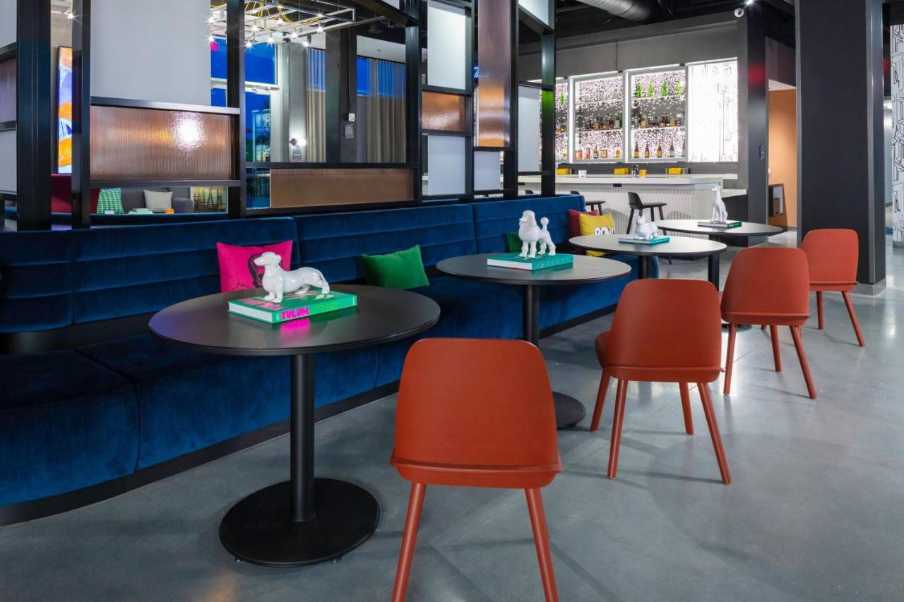 | Aloft Savannah Airport