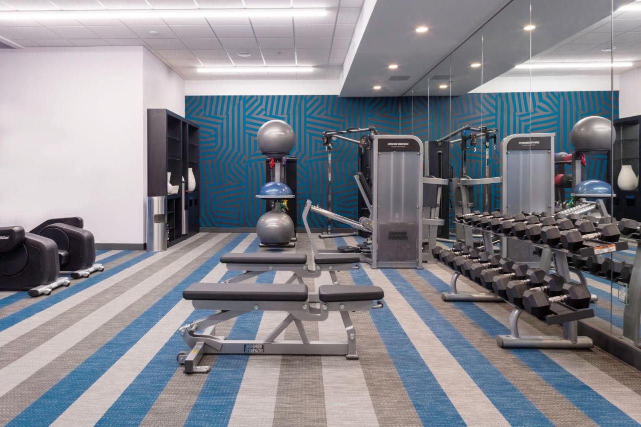| Aloft Savannah Airport