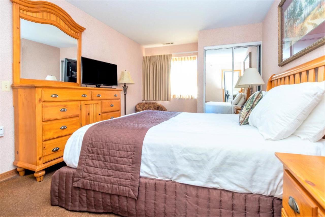 Two-Bedroom Apartment at Lagonita Lodge