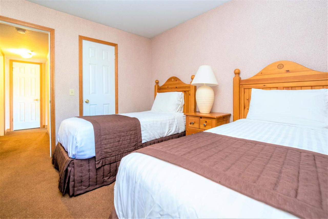 Three-Bedroom Apartment at Lagonita Lodge