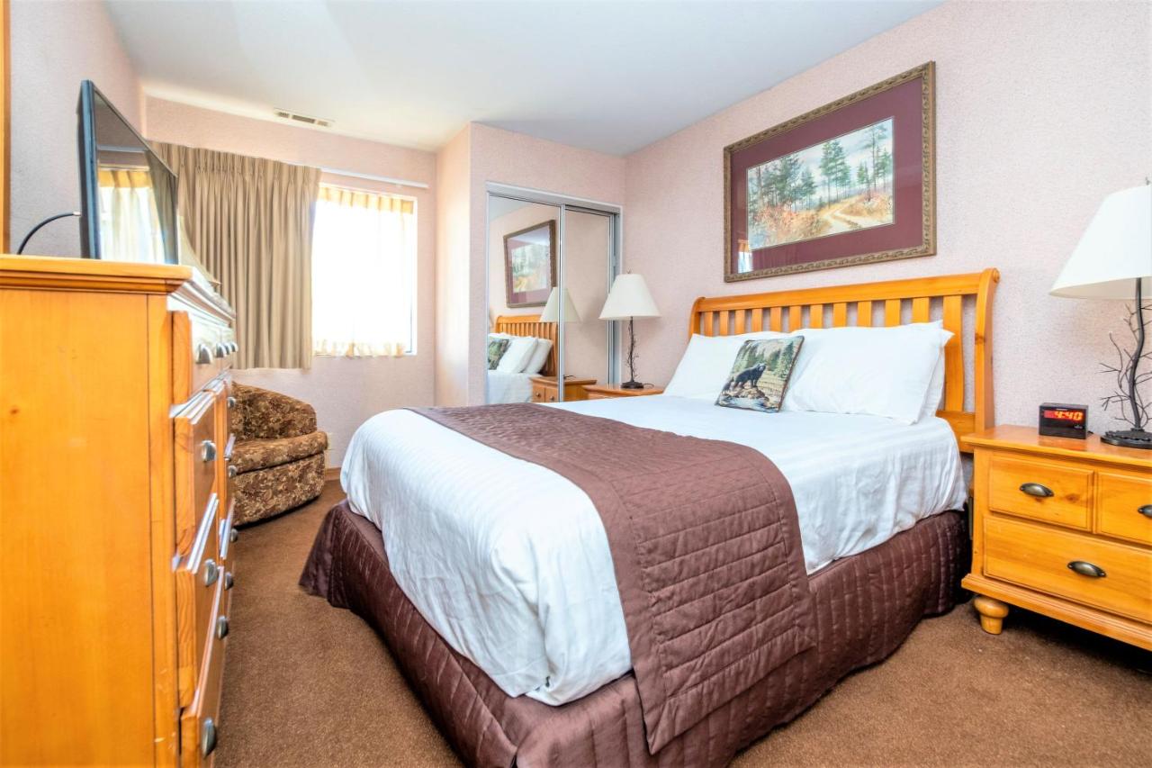 Two-Bedroom Apartment at Lagonita Lodge