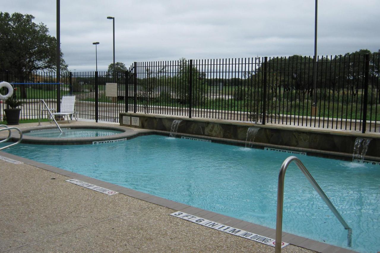 | Fairfield Inn & Suites Marriott San Antonio Boerne