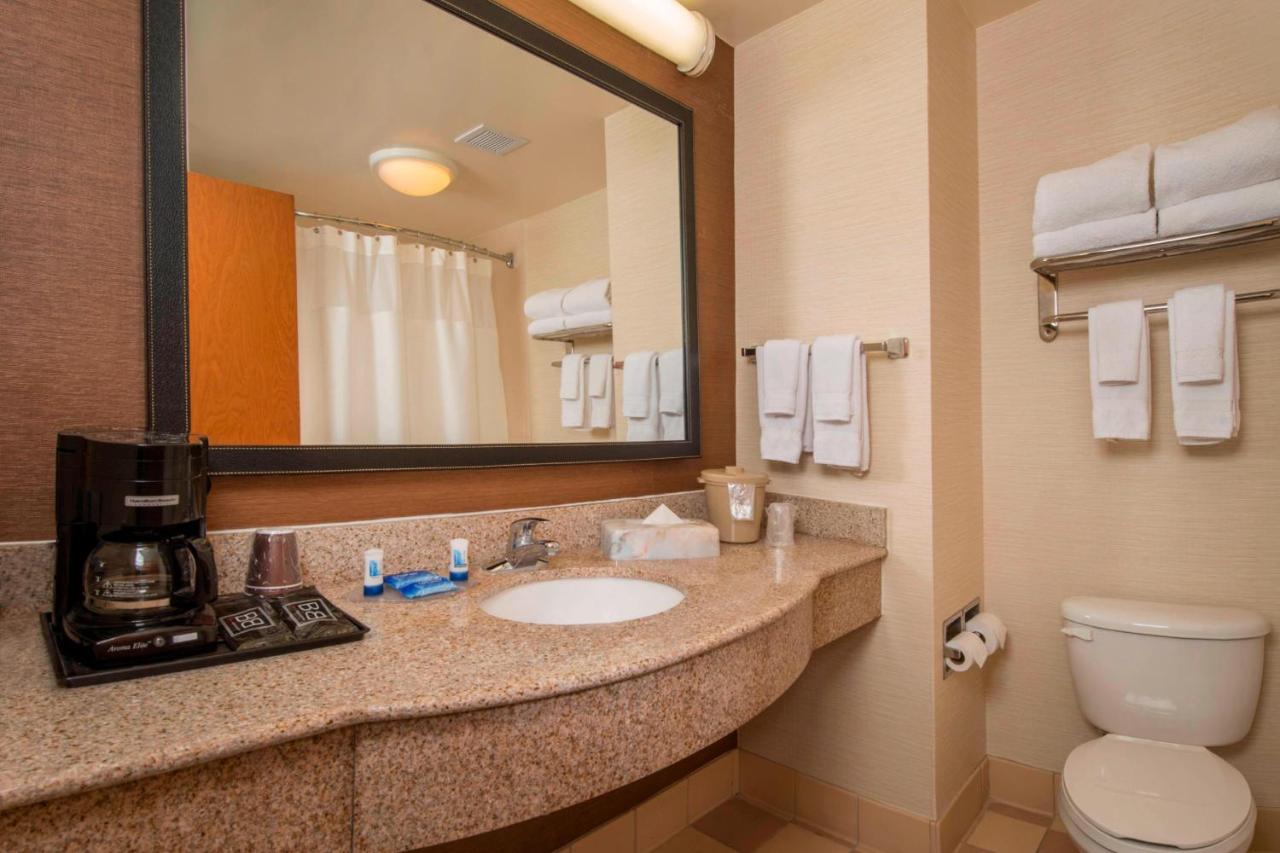 | Fairfield Inn & Suites by Marriott Williamsburg
