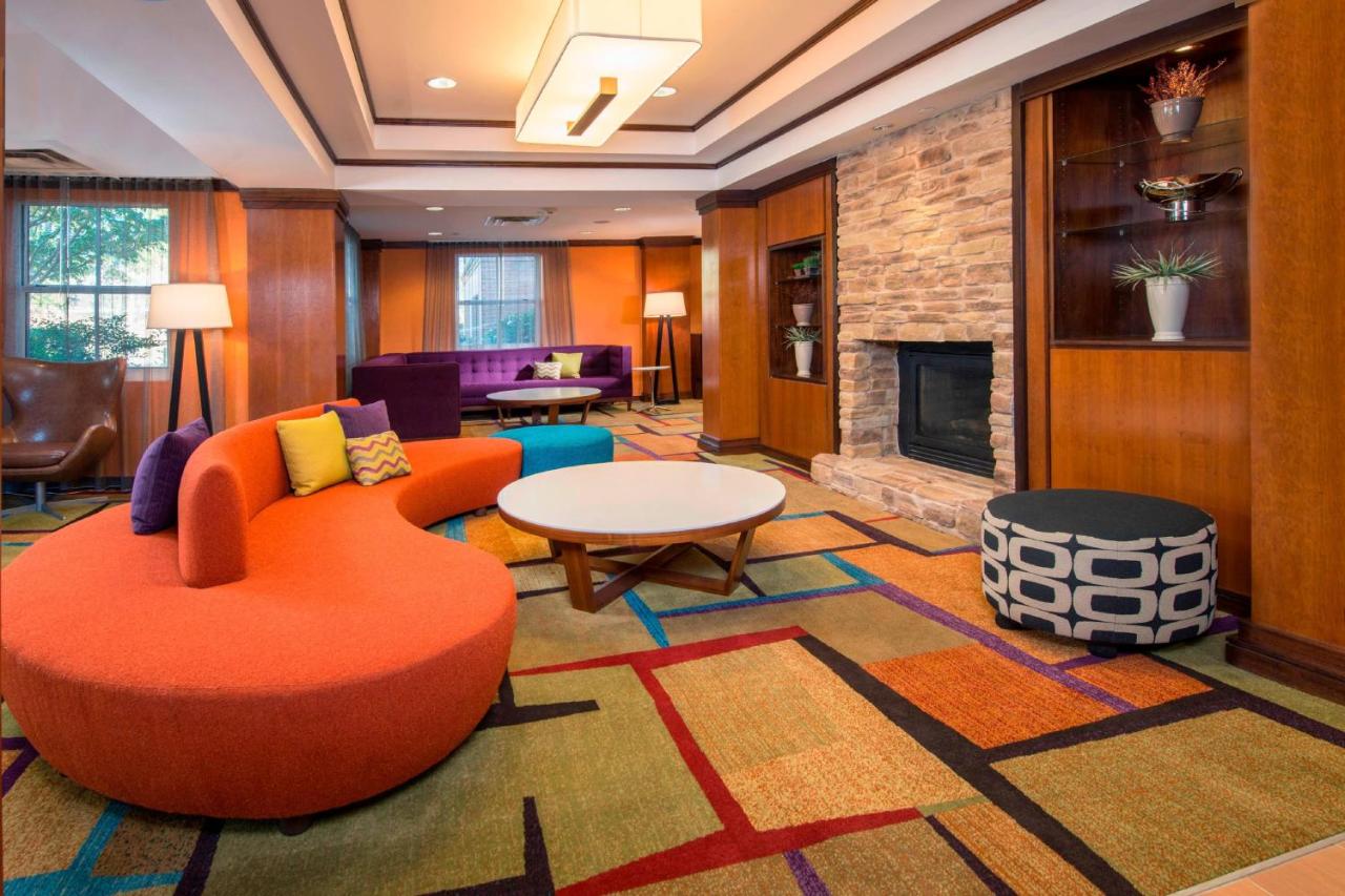 | Fairfield Inn & Suites by Marriott Williamsburg