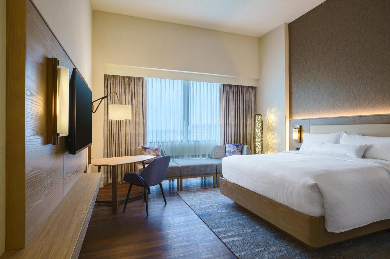 1 King Bed High Floor at The Westin O'Hare