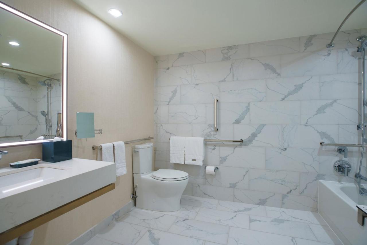 King Room - Hearing Accessible at The Westin O'Hare