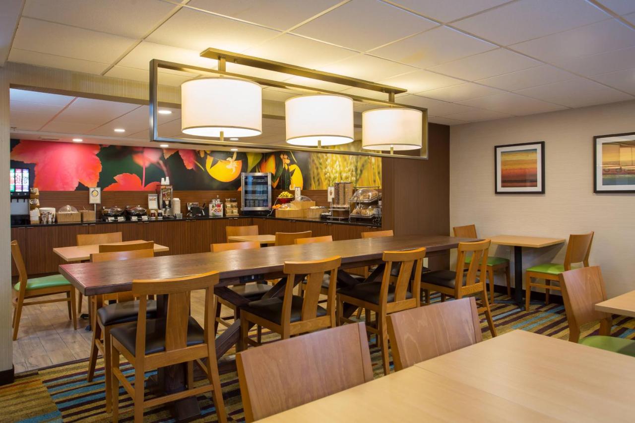 | Fairfield Inn Boston Dedham