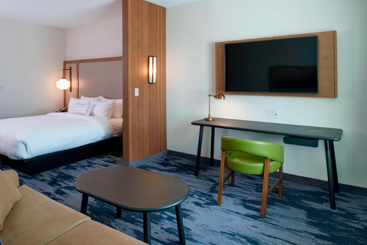  | Fairfield Inn & Suites by Marriott Columbus, IN
