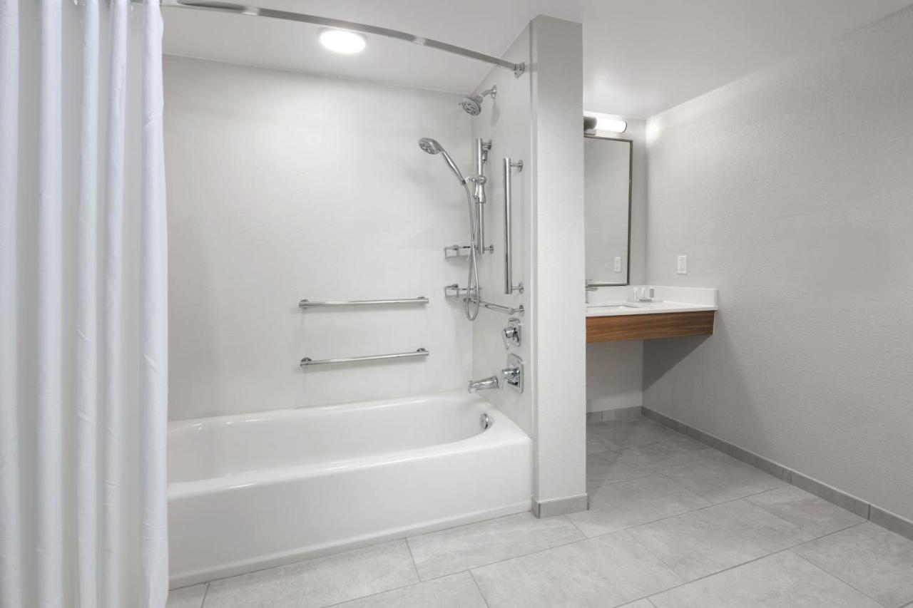 Queen Room with Two Queen Beds at Fairfield Inn & Suites by Marriott Pottstown Limerick