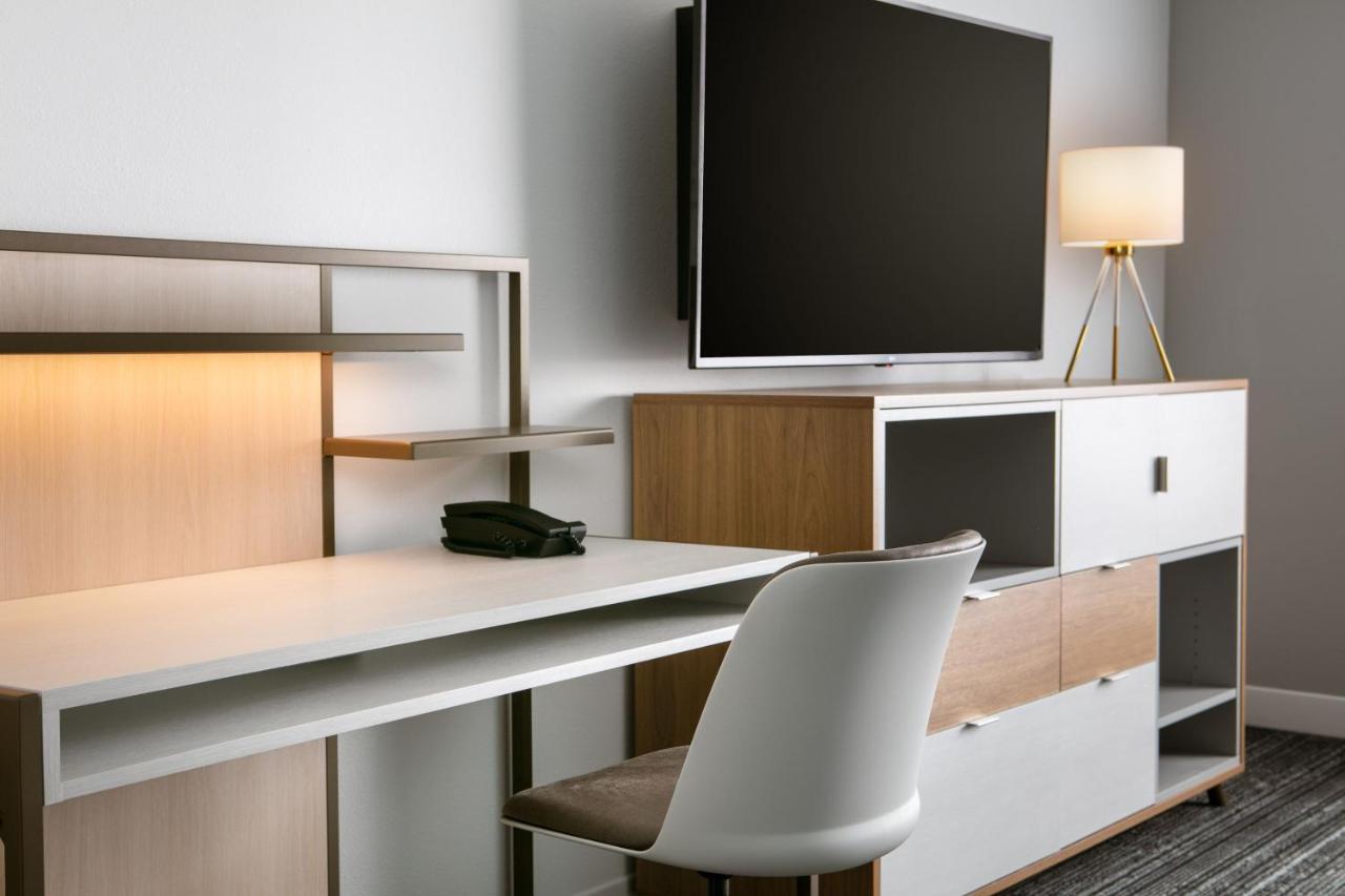 King Studio with Sofa Bed at TownePlace Suites by Marriott Oconomowoc