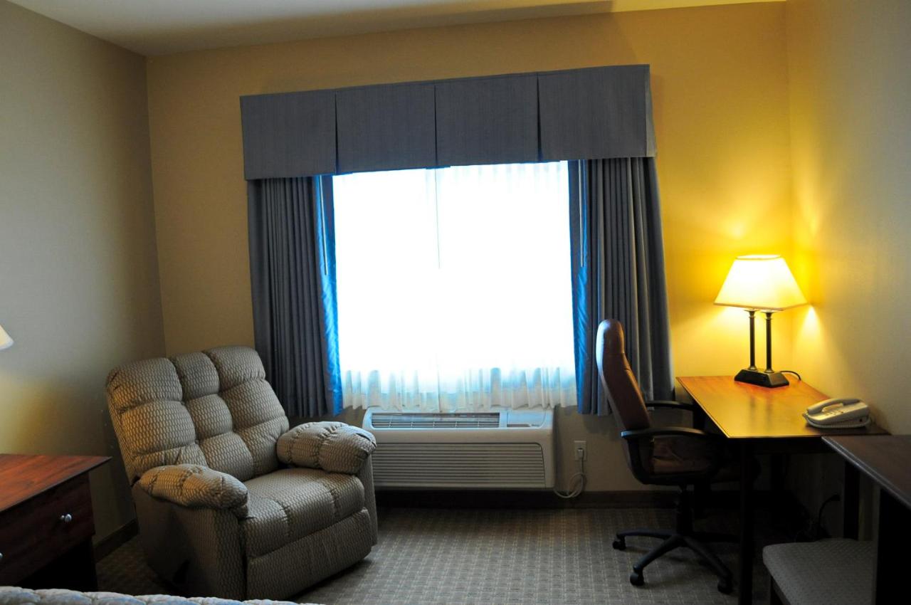 | Corporate East Hotel