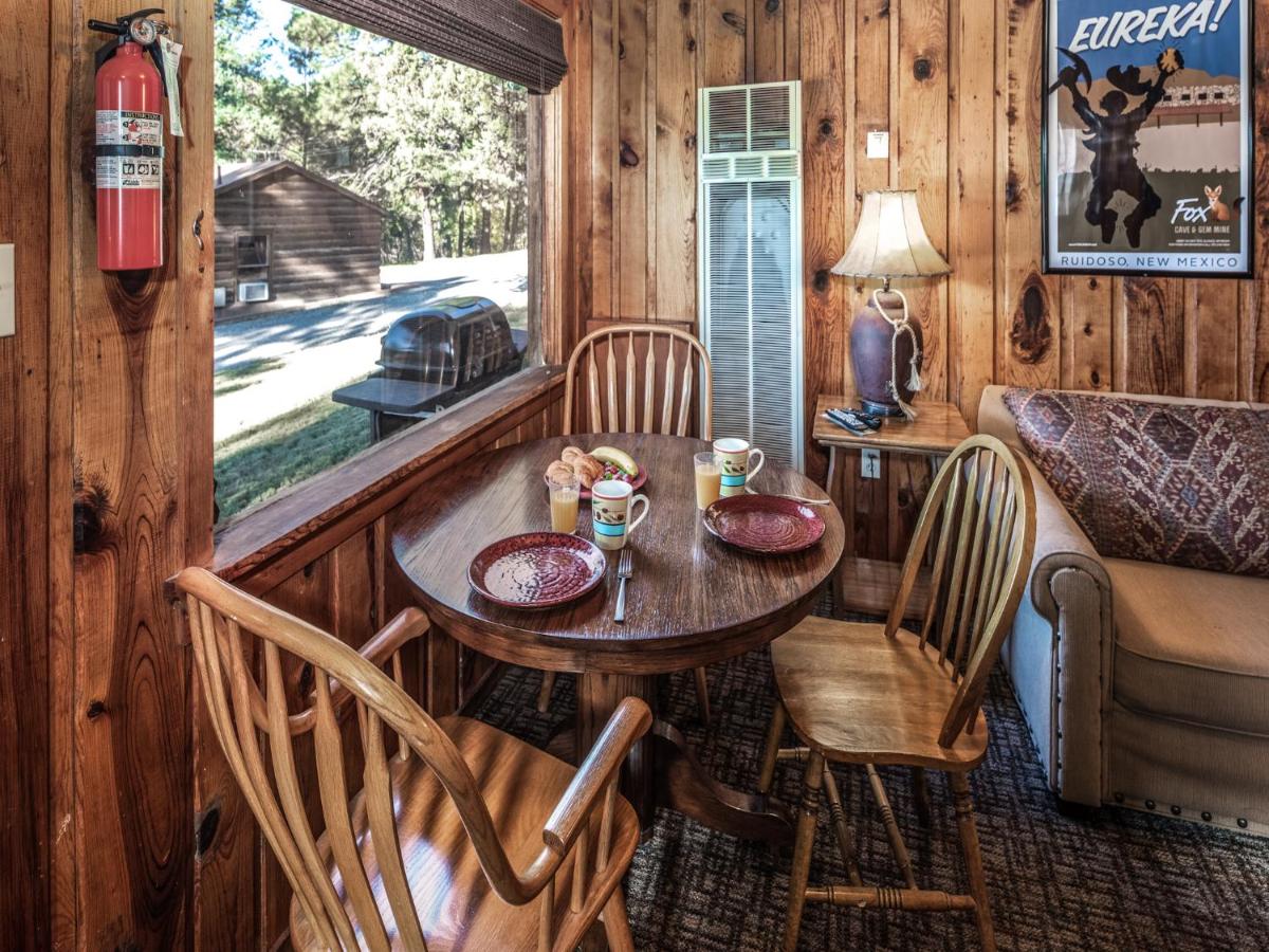 | Apache Village 6, King Studio with Sleeper Sofa, Sleeps 3