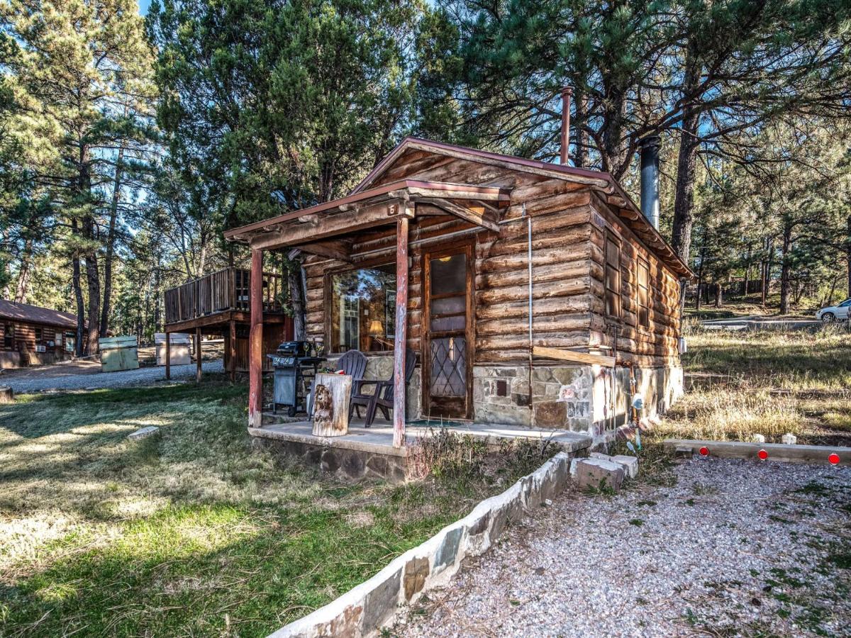 | Apache Village 6, King Studio with Sleeper Sofa, Sleeps 3