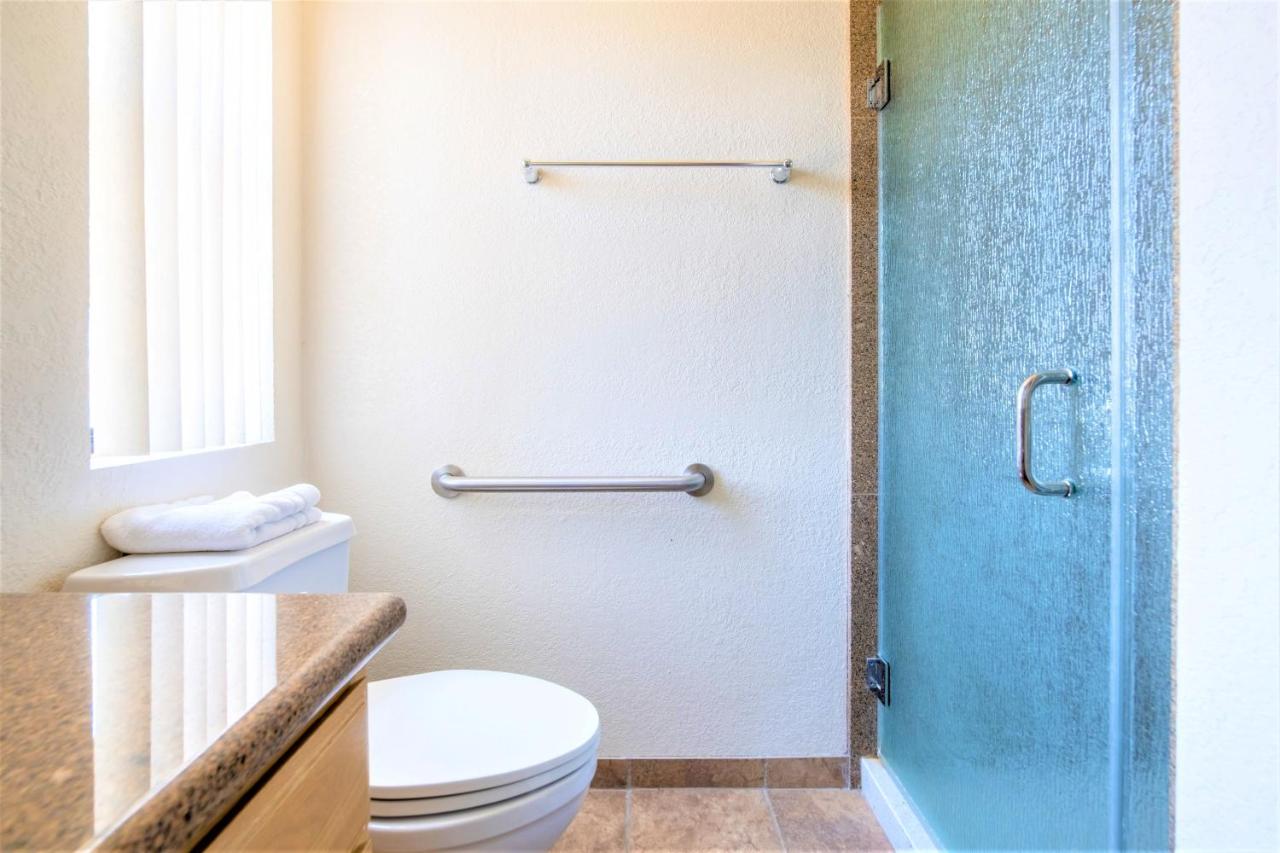 Three-Bedroom Apartment at Lagonita Lodge